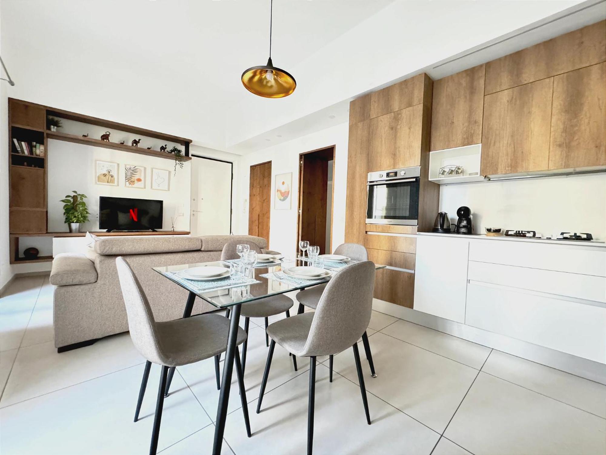 Porta Nuova - Alpitour Free Parking & Netflix Apartment Turin Exterior photo